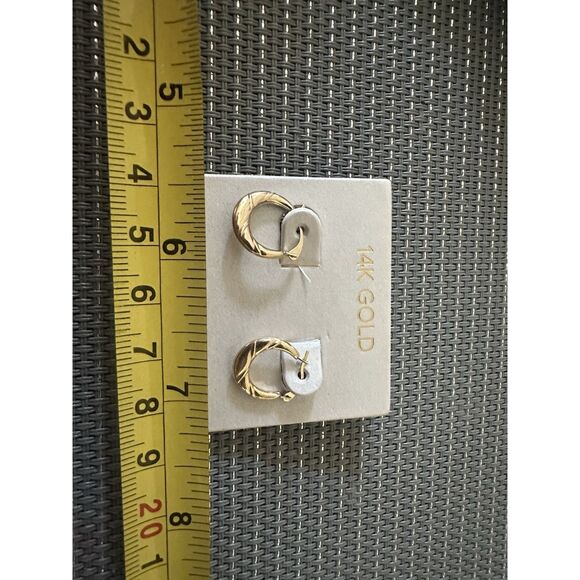 14K Solid Yellow Gold Bundle Of 2 Small Hoop Earrings Textured Dainty - Picture 4 of 12